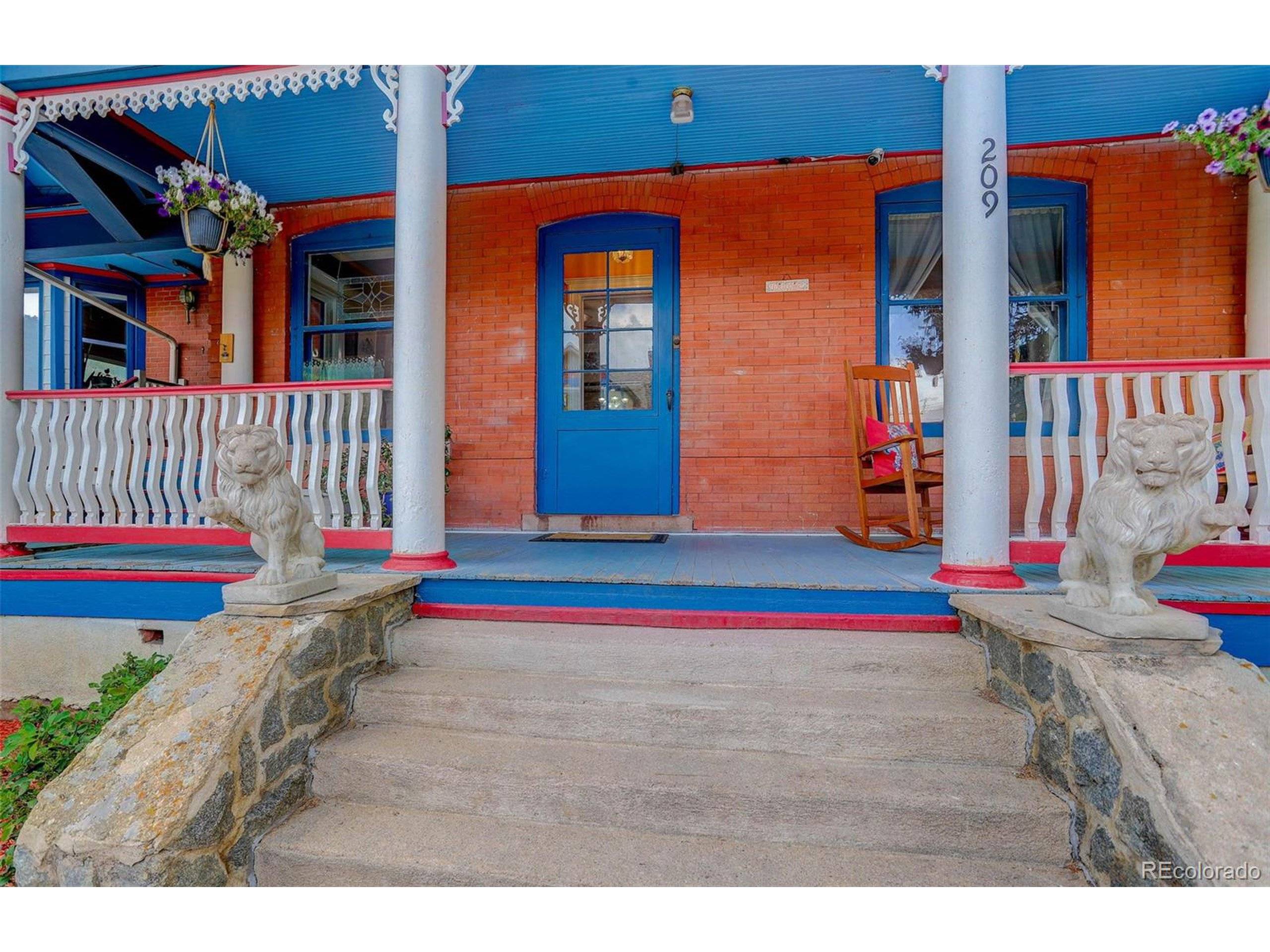 Idaho Springs, CO 80452,209 10th Ave