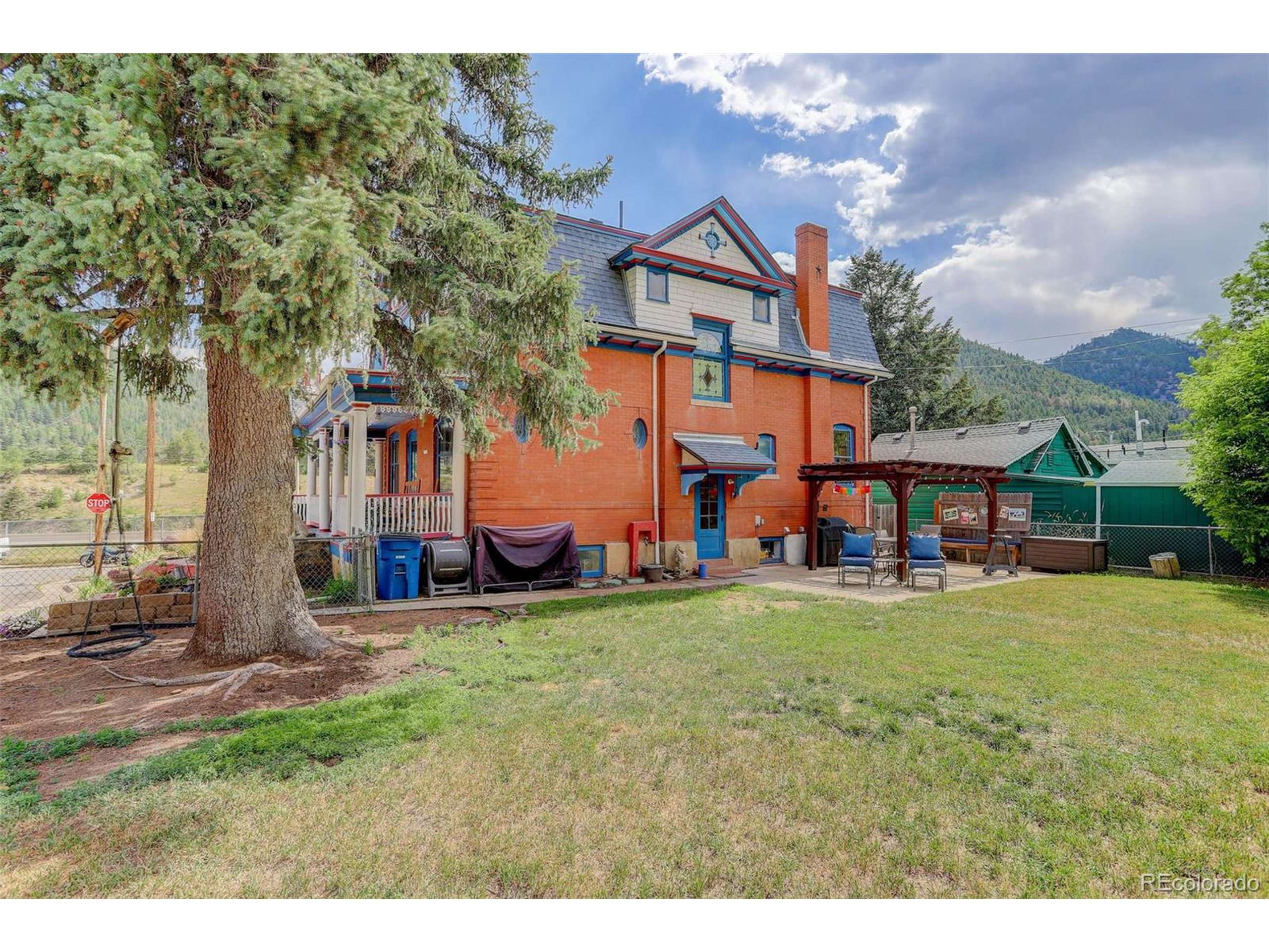 Idaho Springs, CO 80452,209 10th Ave