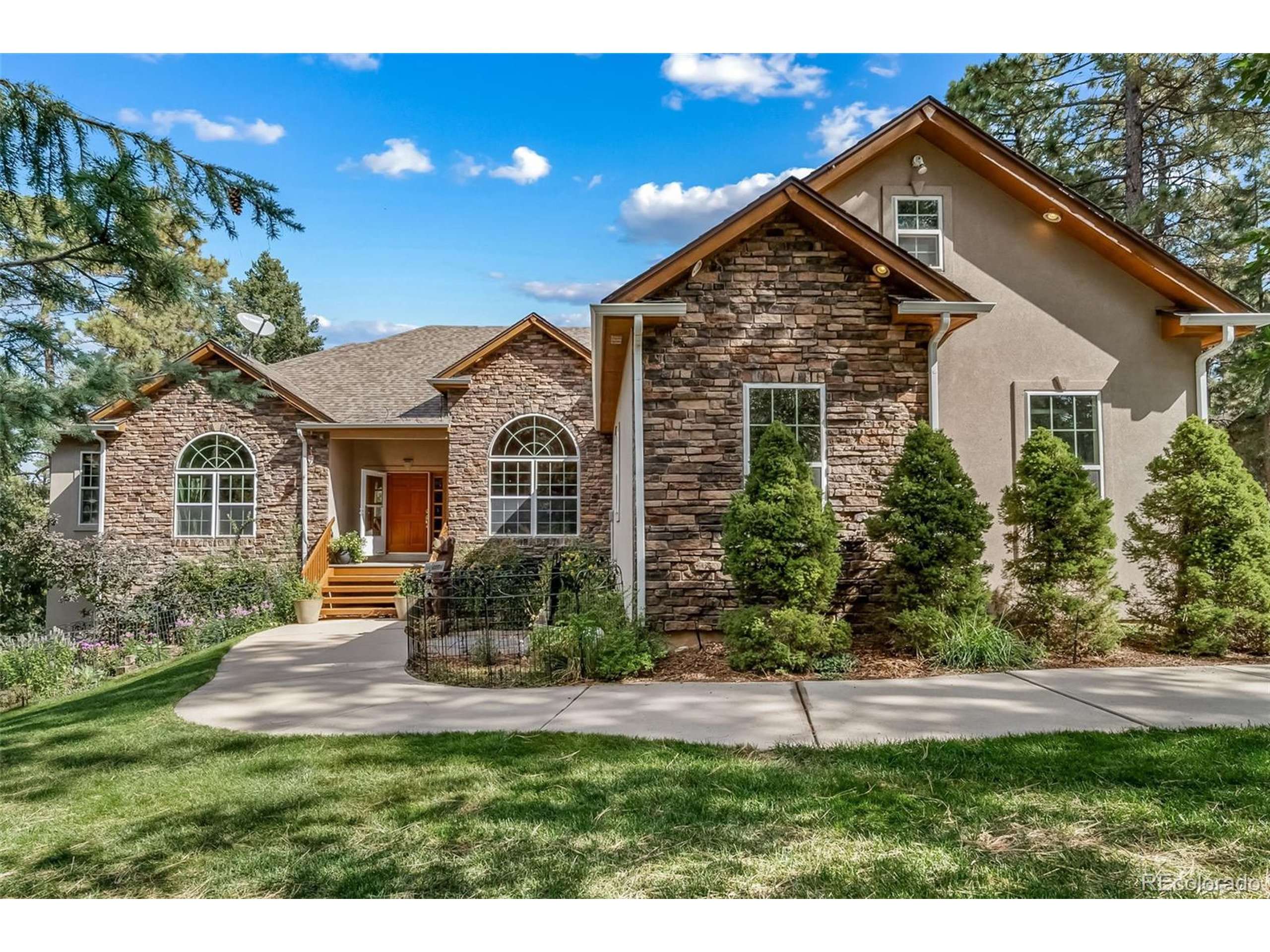 Larkspur, CO 80118,8174 Inca Rd