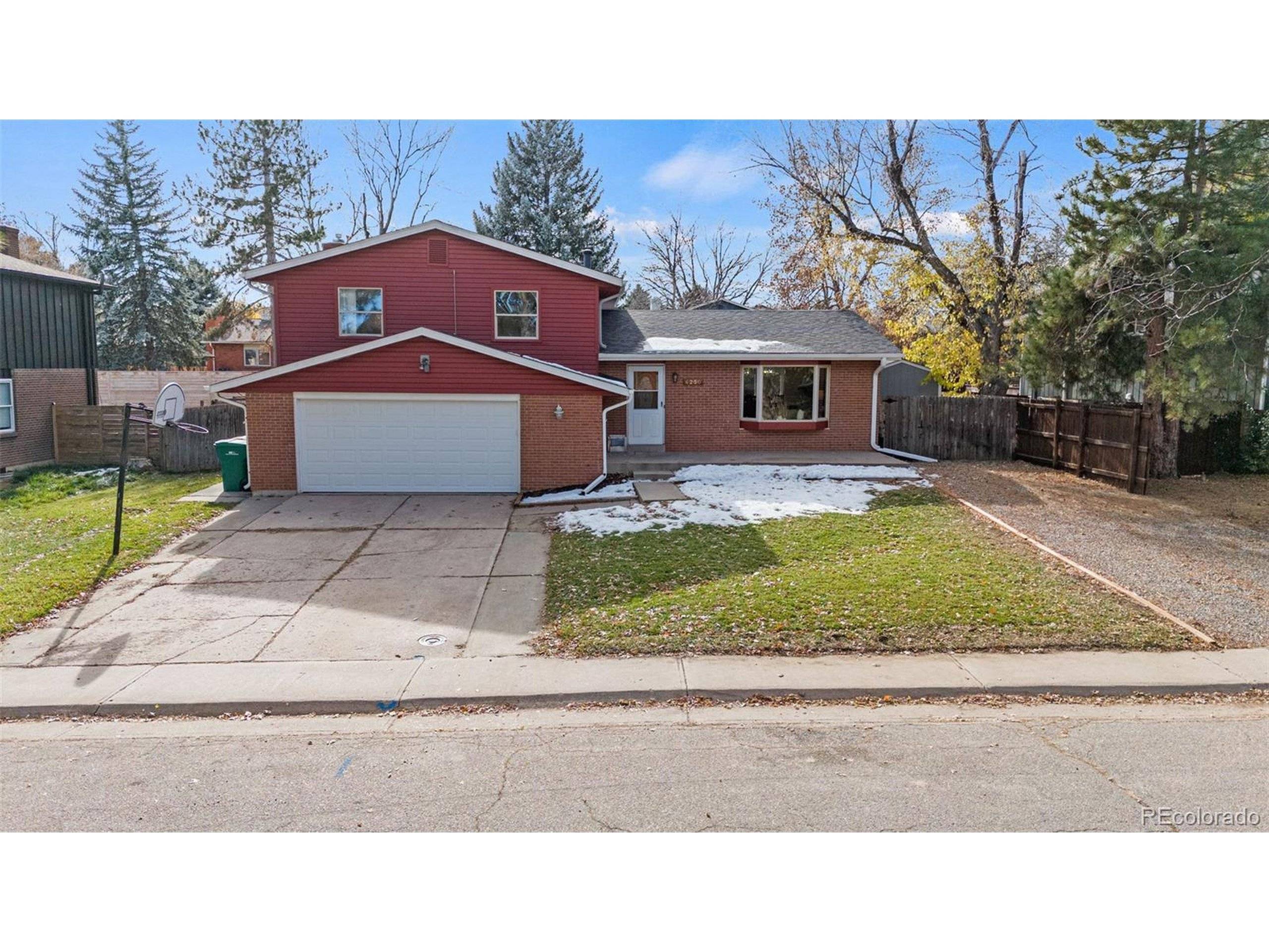 Littleton, CO 80123,6250 W Maplewood Pl