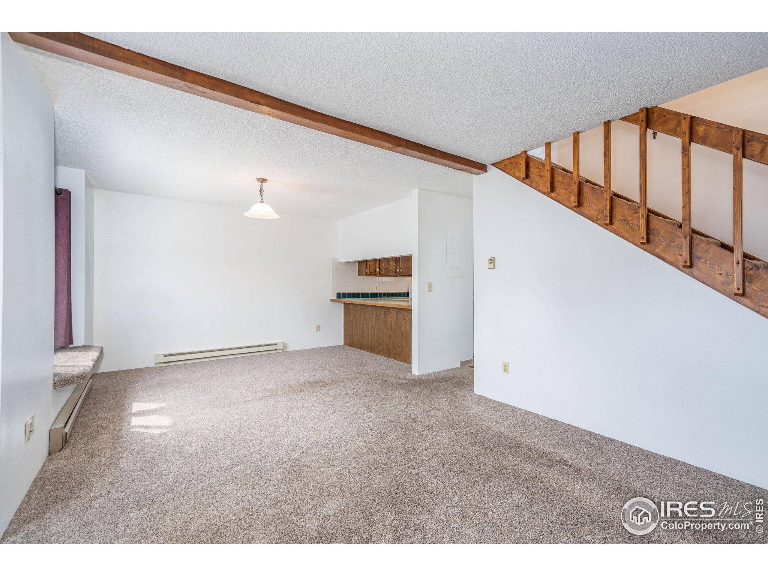 Estes Park, CO 80517,1050 S Saint Vrain Ave #4