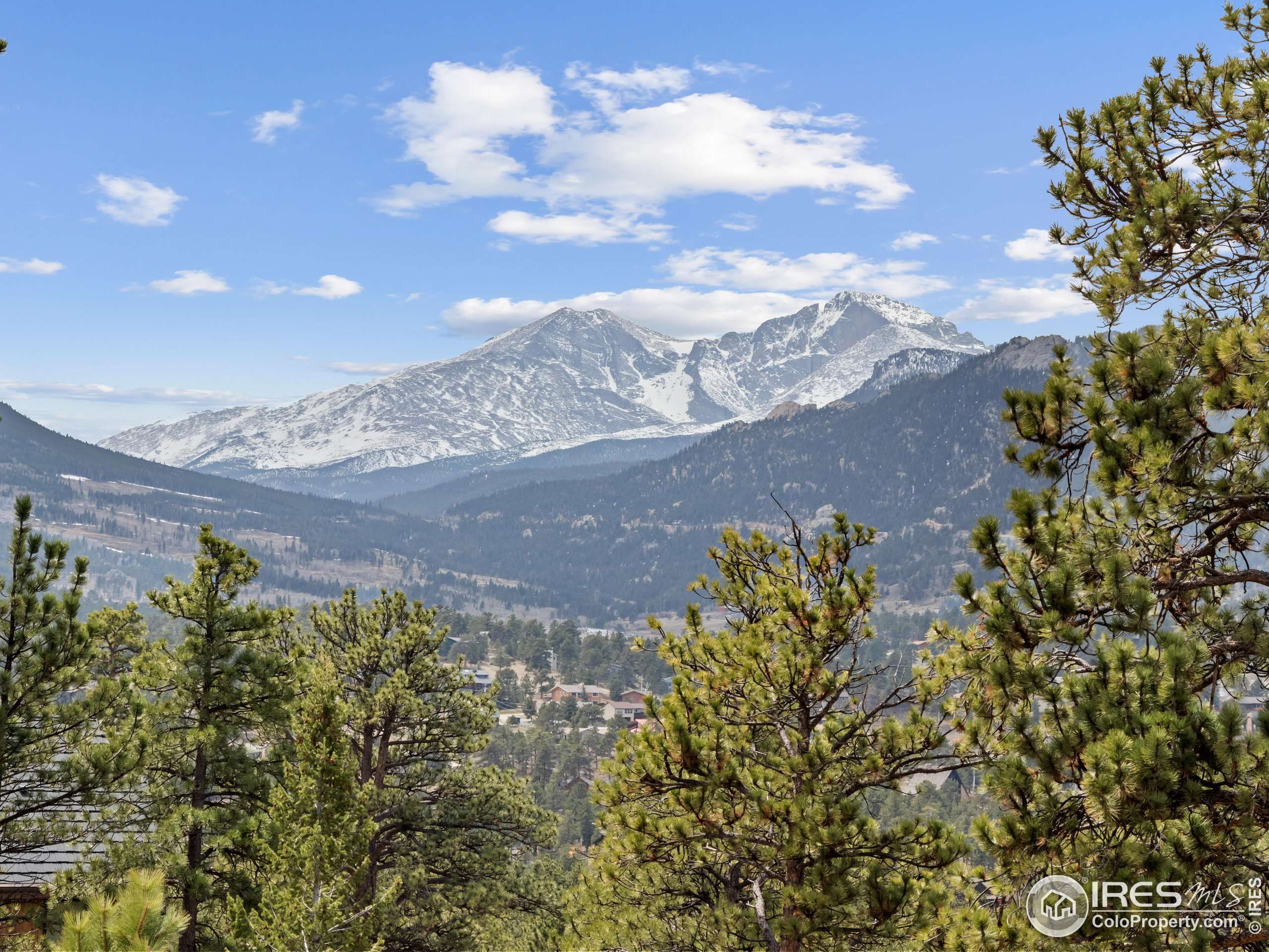 Estes Park, CO 80517,2049 Uplands Cir