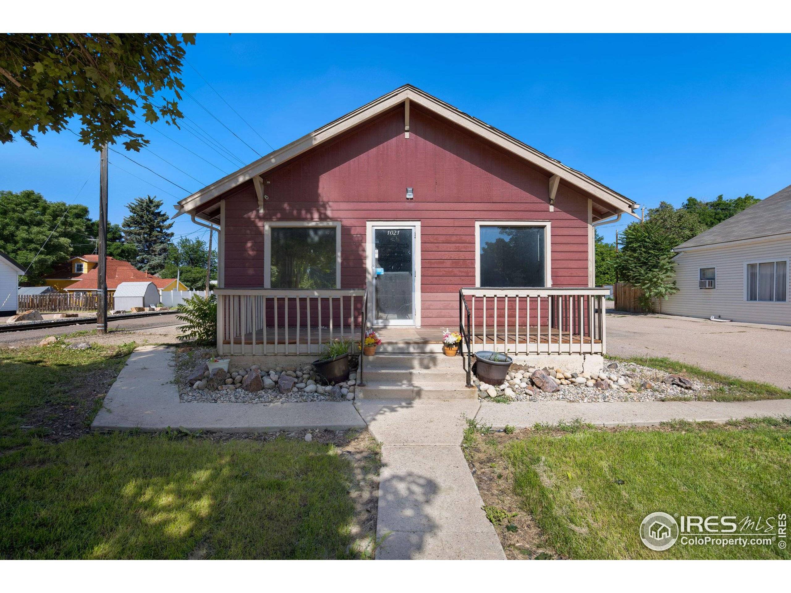 Loveland, CO 80537,1021 N Lincoln Ave