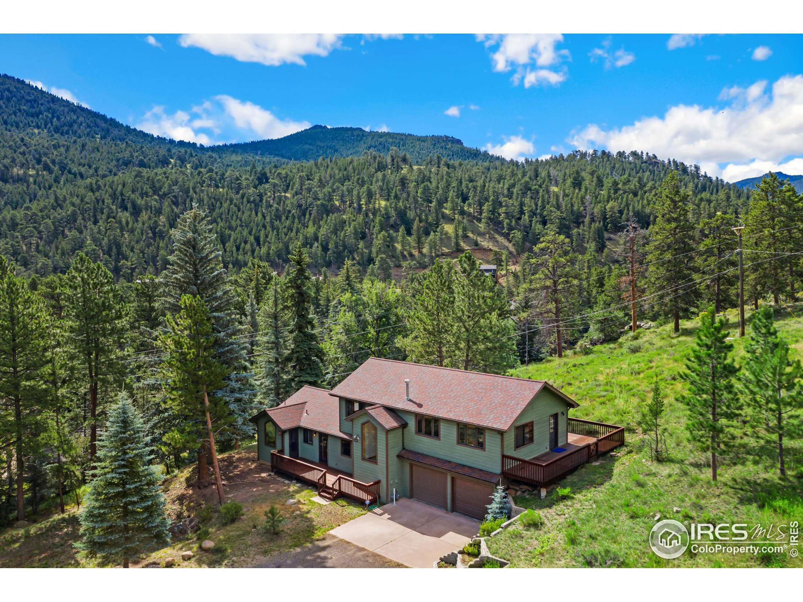 Estes Park, CO 80517,2410 Wild Bear Way