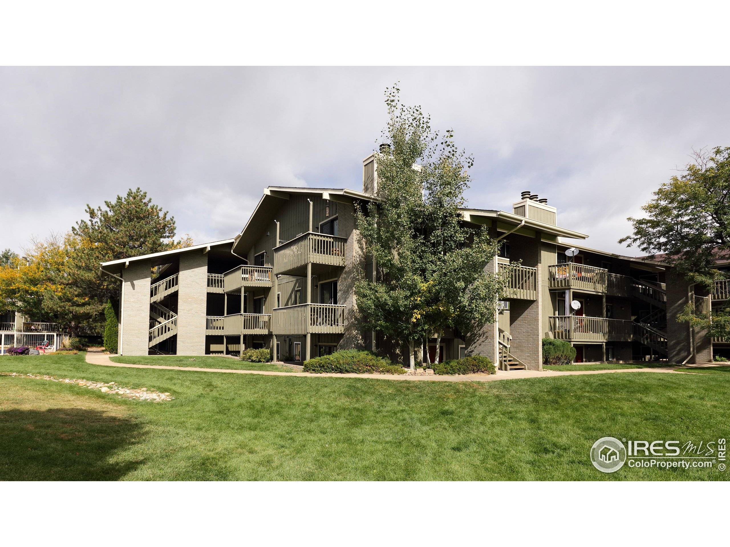 Boulder, CO 80303,695 Manhattan Dr #113