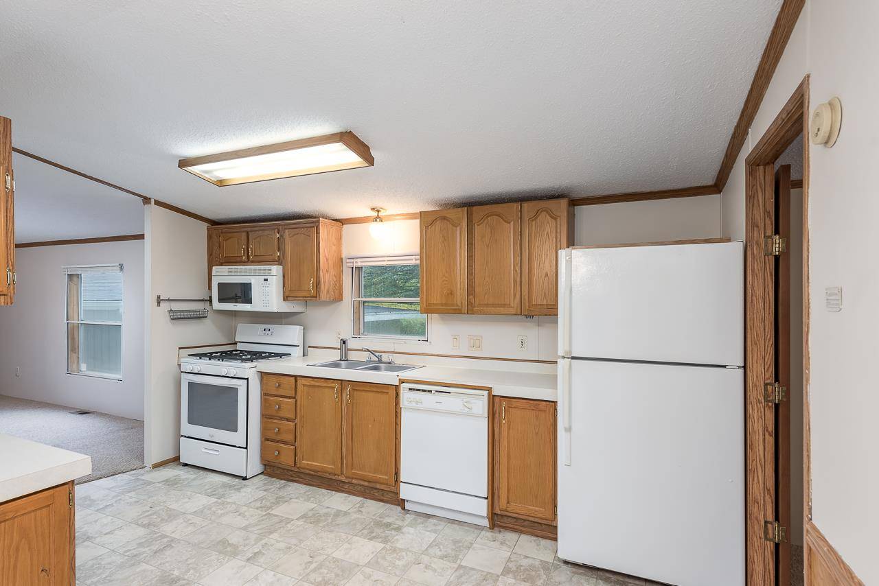 Midland, MI 48640,242 W Pine River Rd