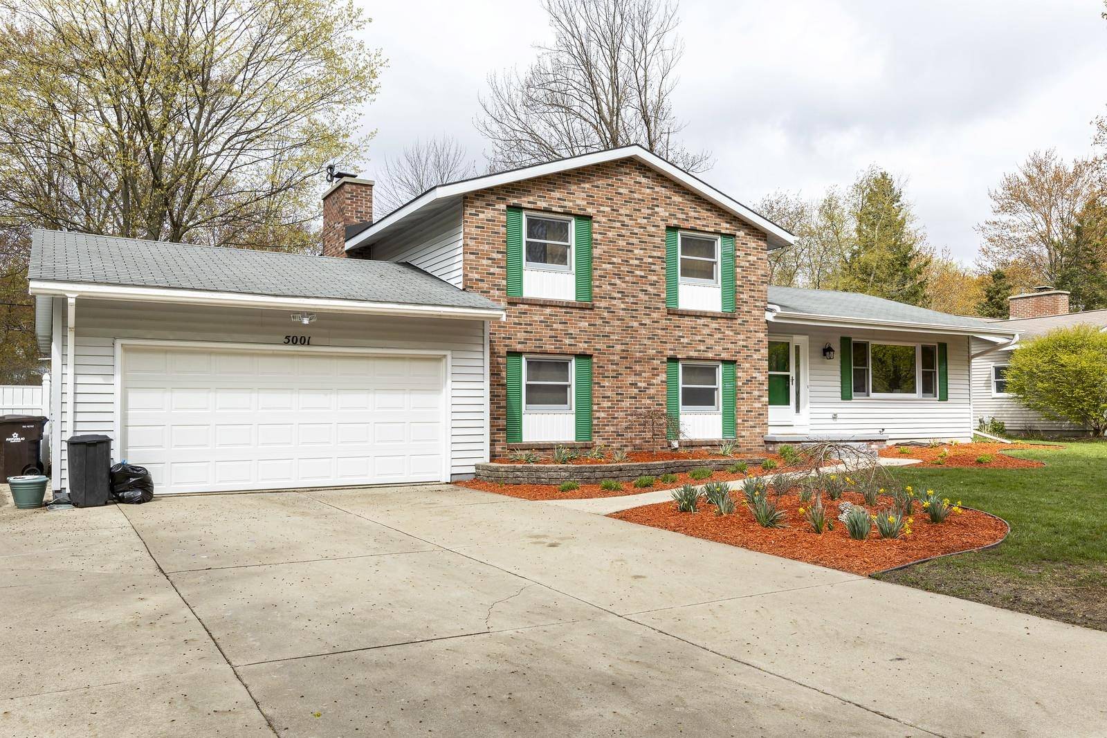 Midland, MI 48642,5001 Foxcroft Dr