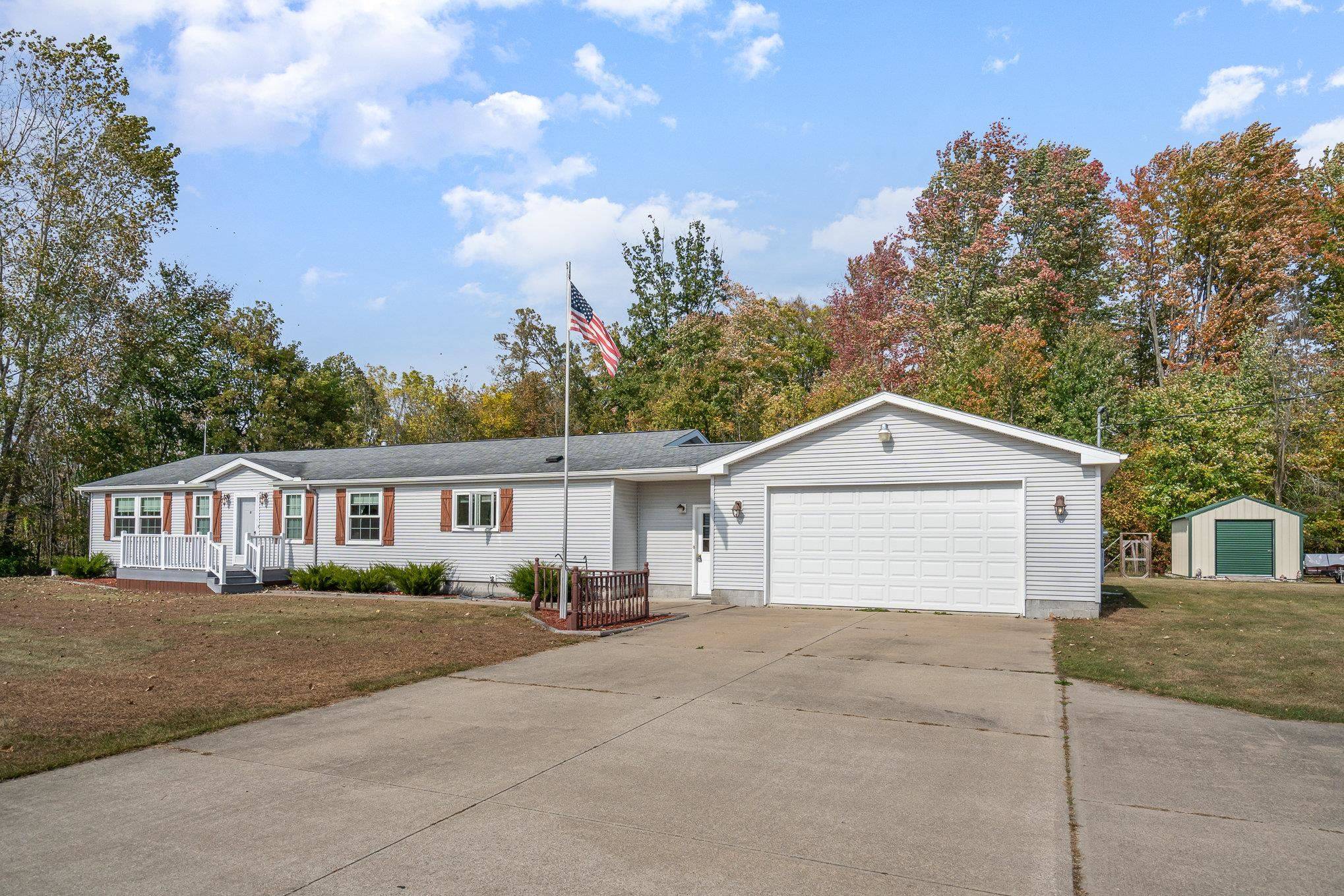 Rhodes, MI 48652-9710,4147 Estey Road