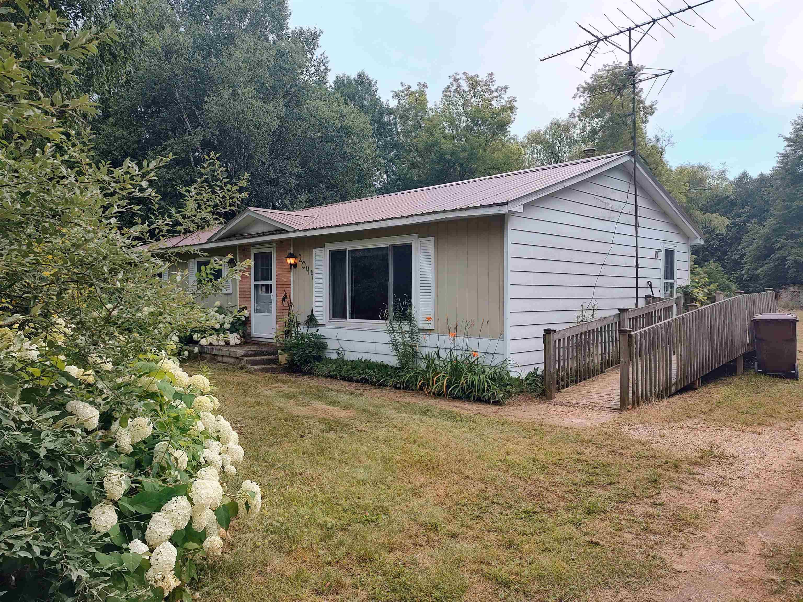 Sterling, MI 48659,2044 S School Road