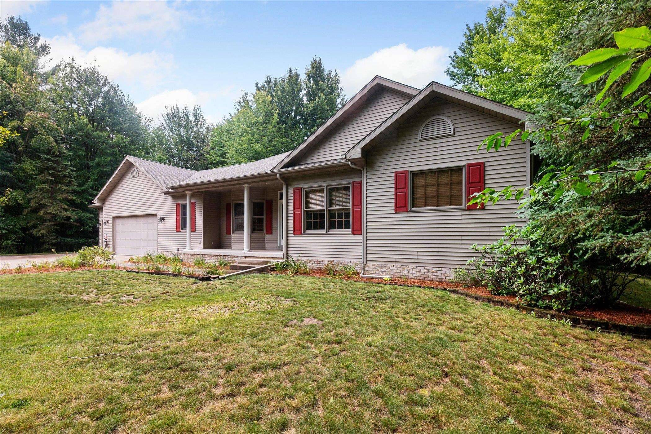 Midland, MI 48640,299 E Shale Court
