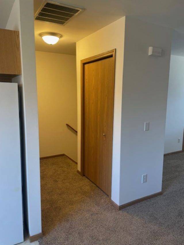 Midland, MI 48640,4915 Universal Unit #1 Drive