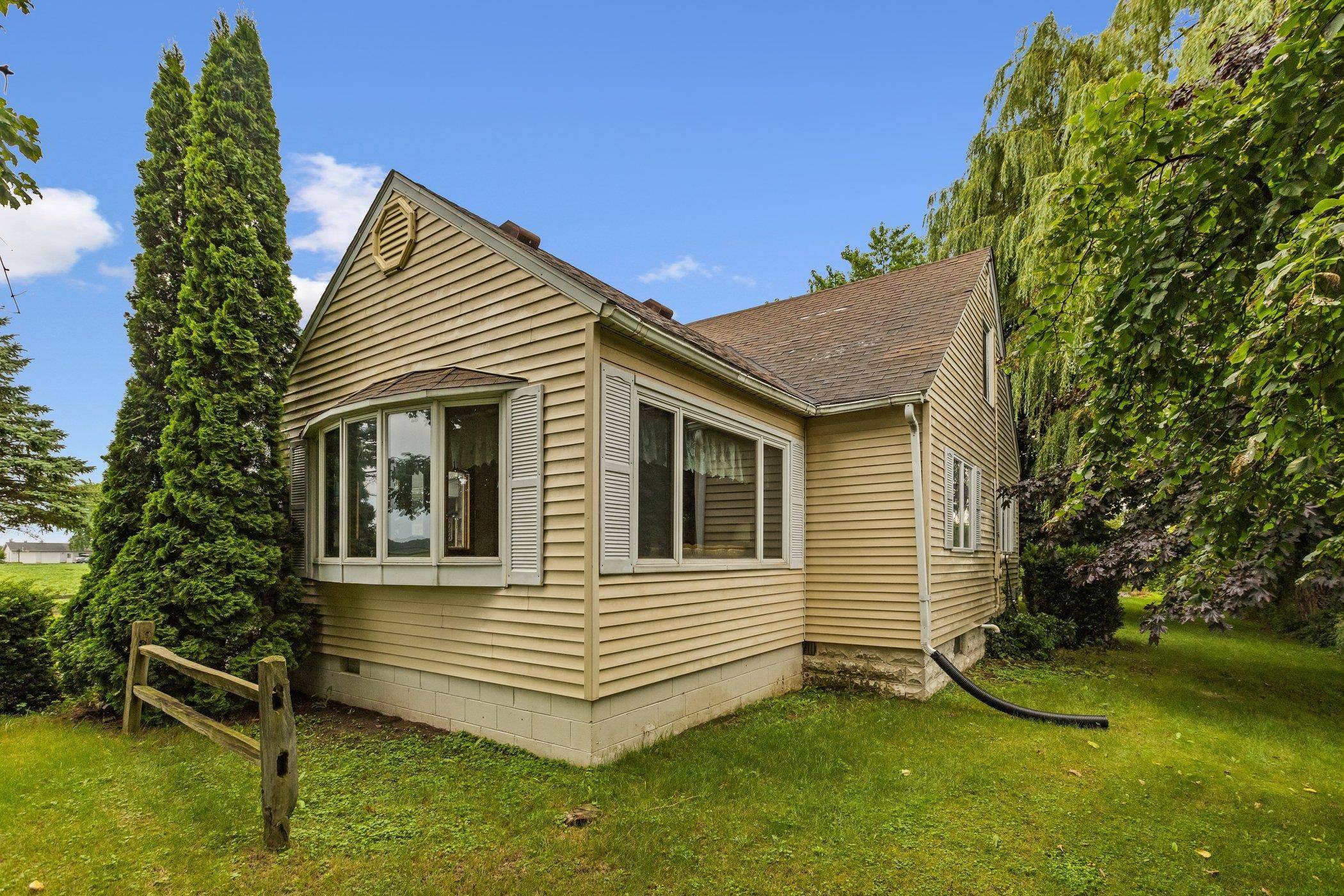 Linwood, MI 48634,128 N 7 Mile Road
