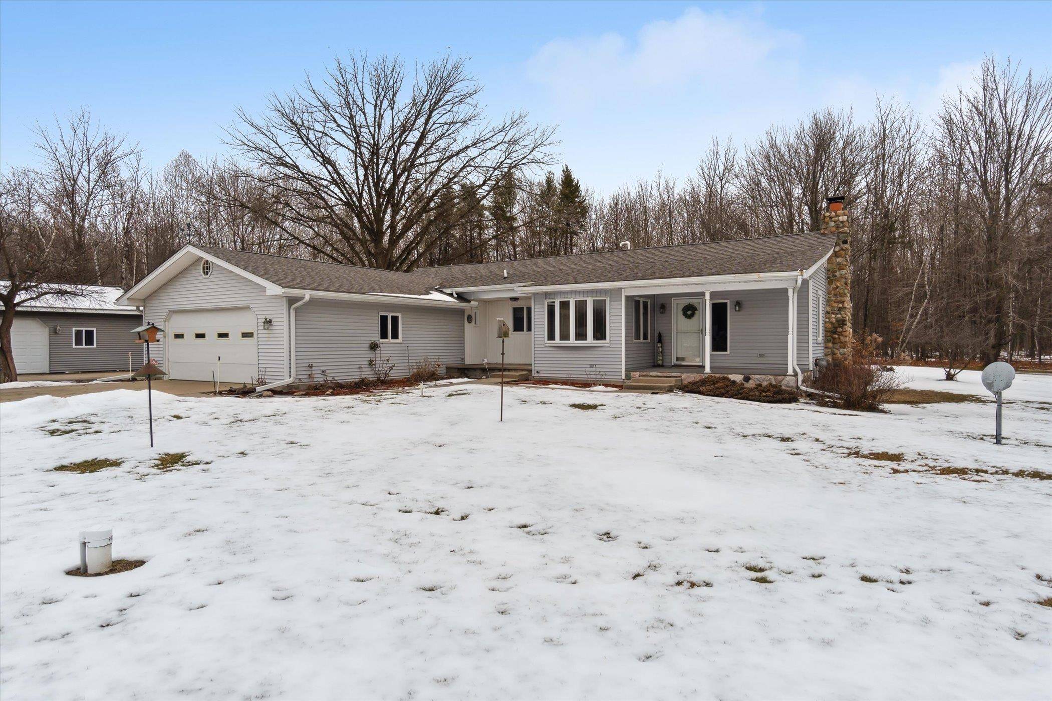 Merrill, MI 48637,100 Hickson Drive