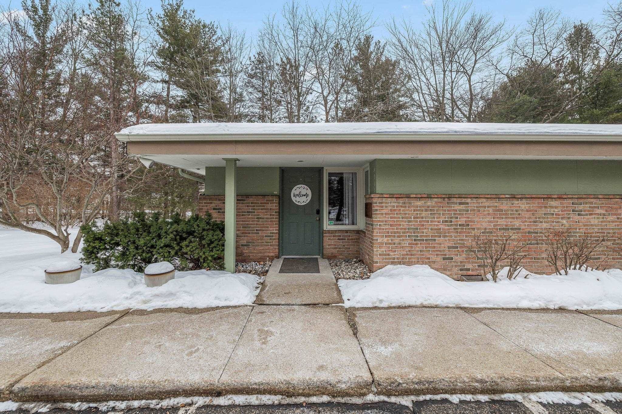 Midland, MI 48640,4915 Hedgewood Drive