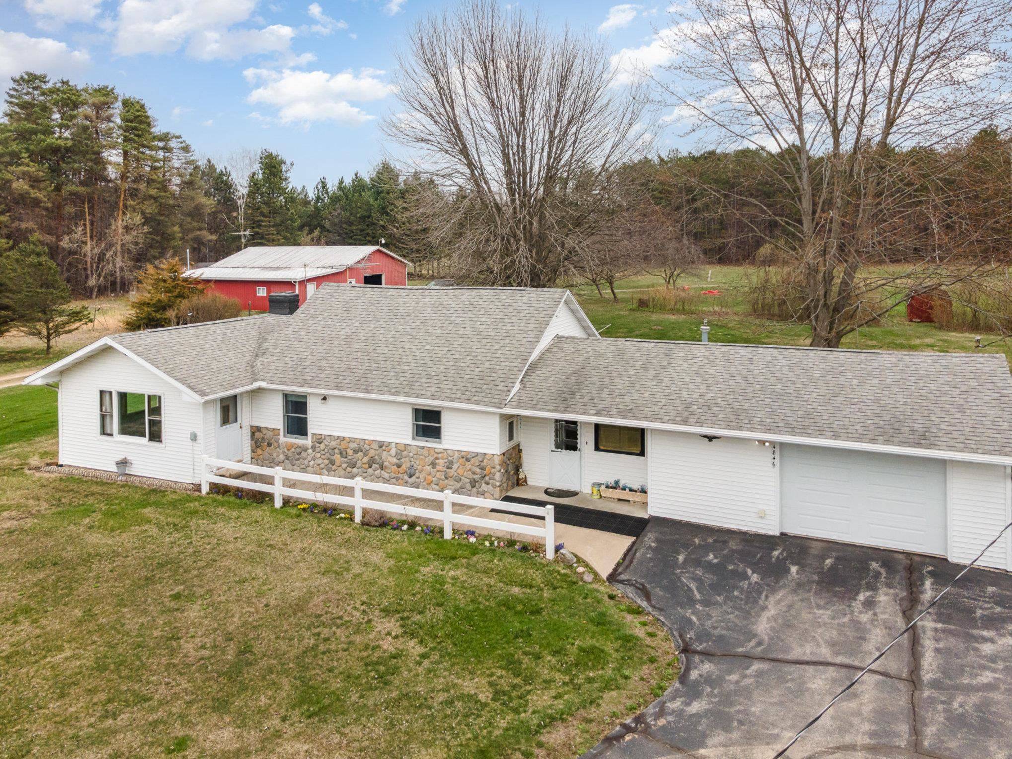 Midland, MI 48642,4846 N Sturgeon Road