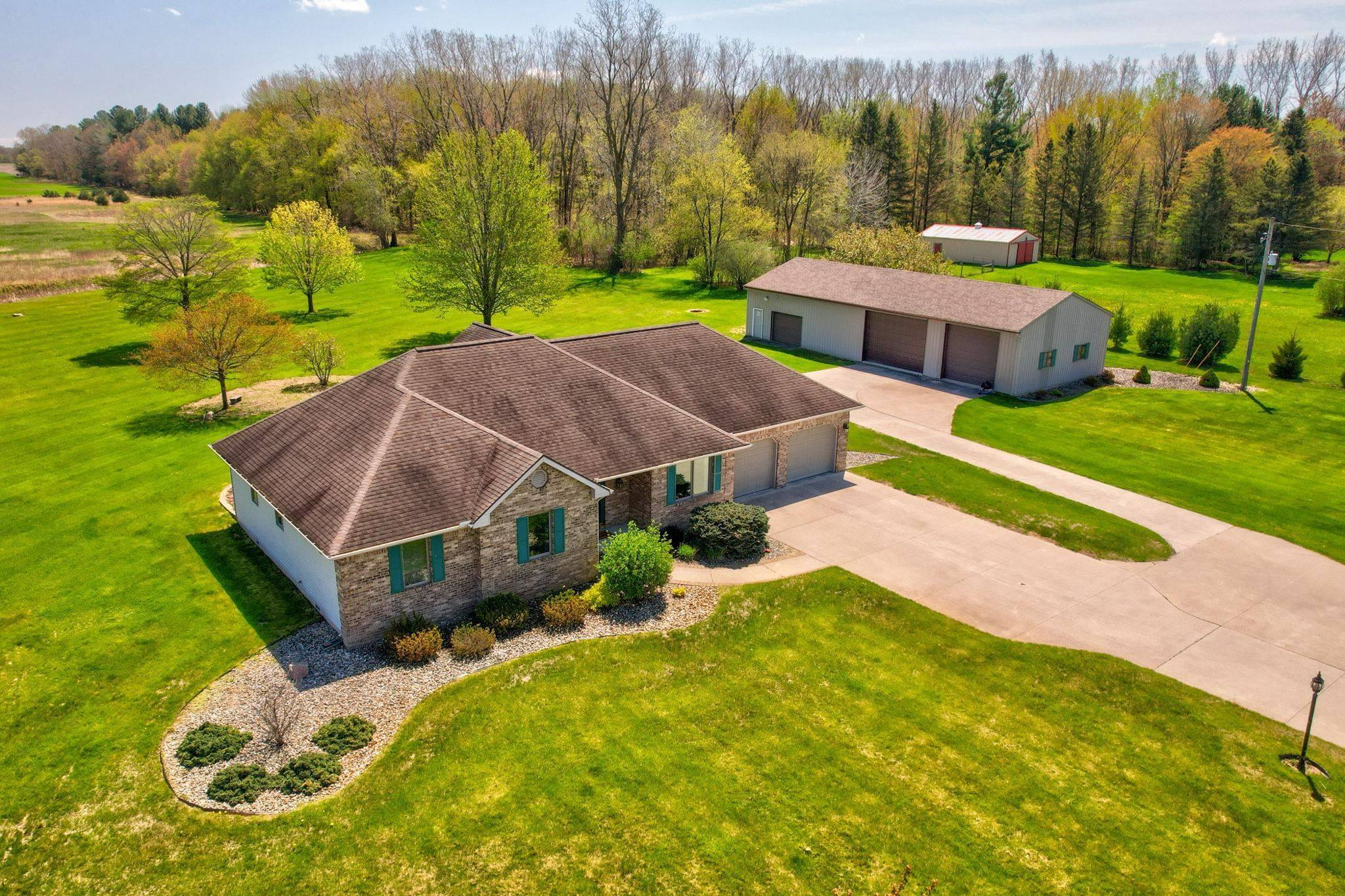 Freeland, MI 48623,3562 N Gleaner Road