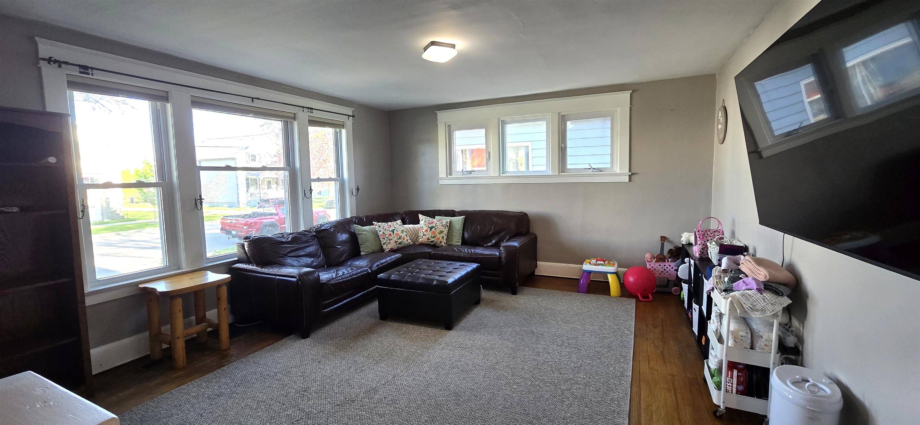Bay City, MI 48708,814 S Farragut Street