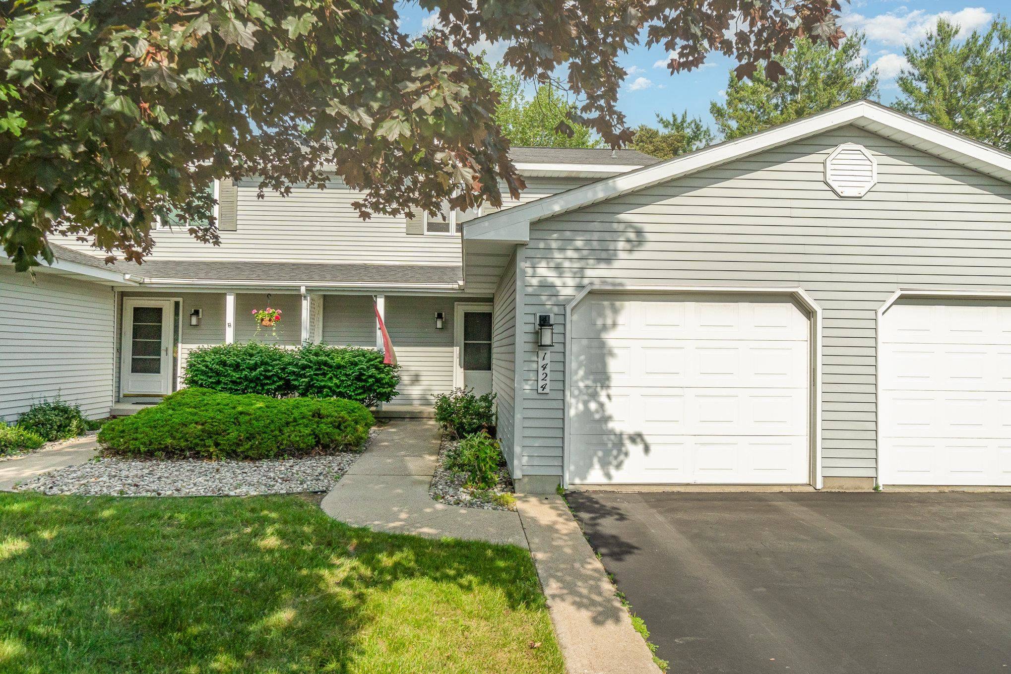 Midland, MI 48640-2890,1424 E Pheasant Ridge Drive