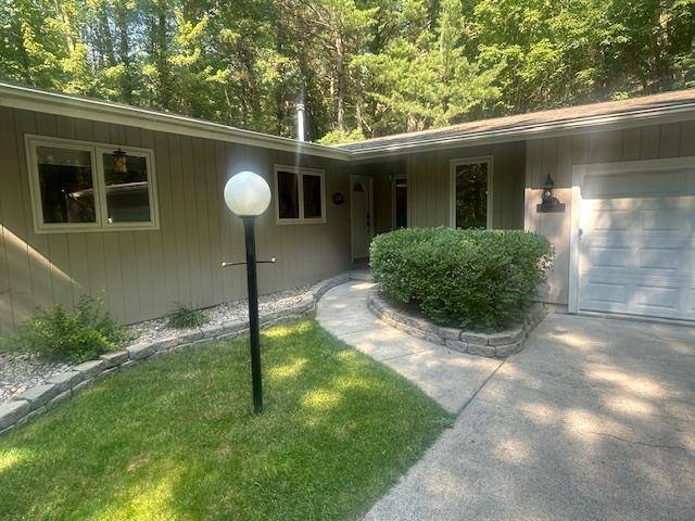 Sanford, MI 48657,1984 N Greenmeadow Ct Court