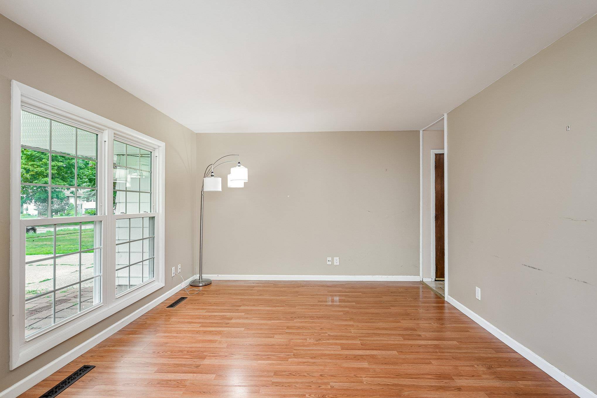 Midland, MI 48642,3212 Milford Street