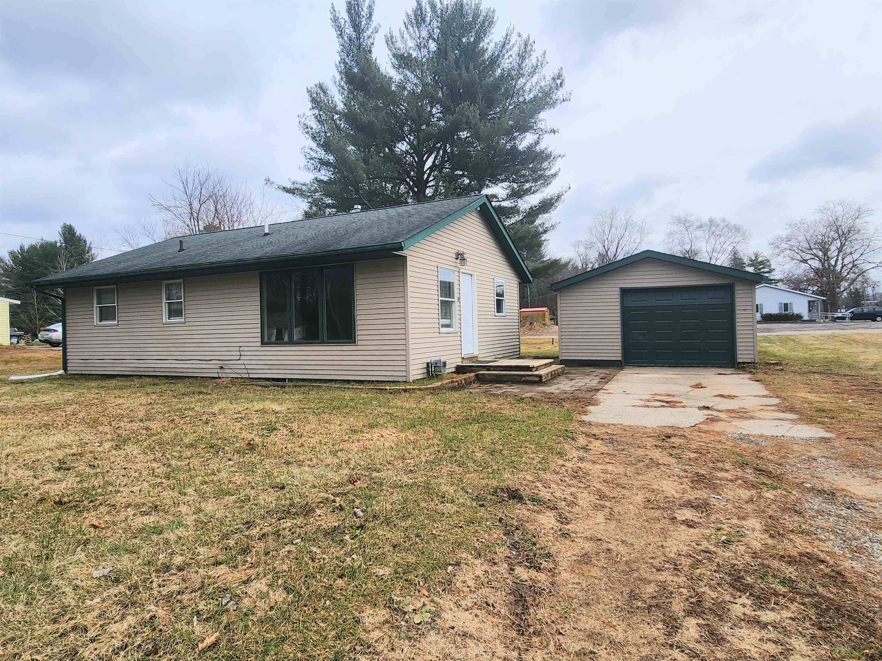 Midland, MI 48640,16 Welch Drive