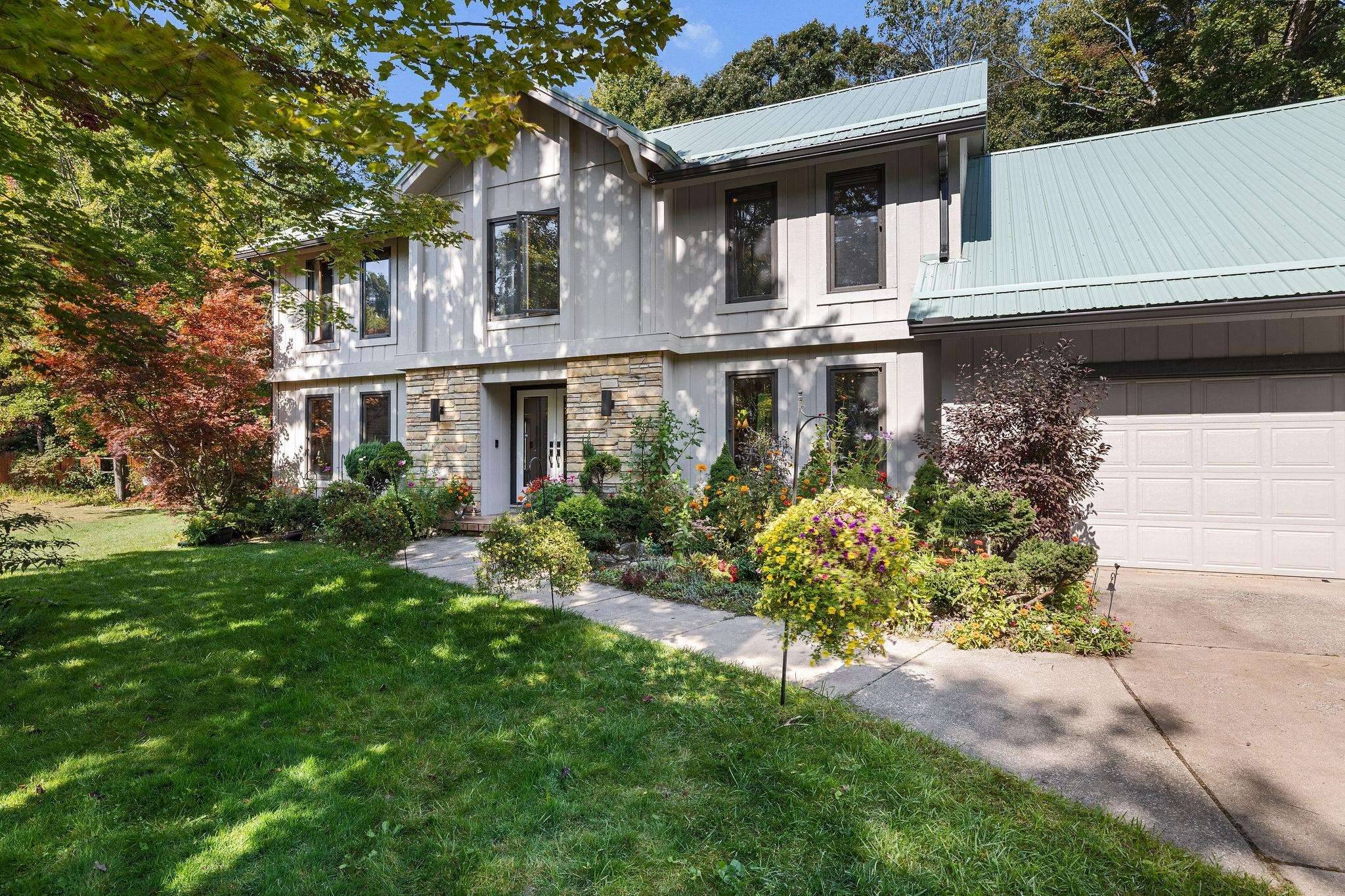 Midland, MI 48640,3024 Jeffrey Lane