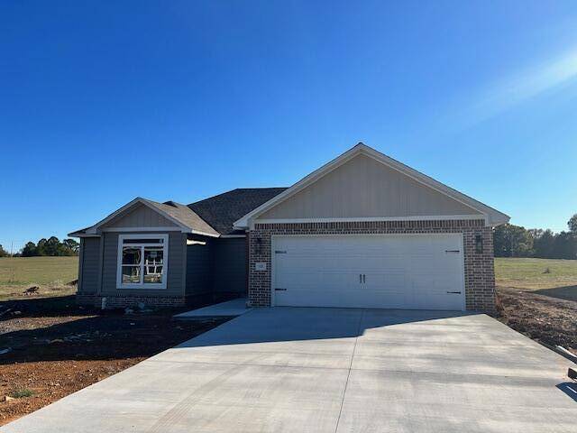 Dardanelle, AR 72834,121 Mountain View Drive