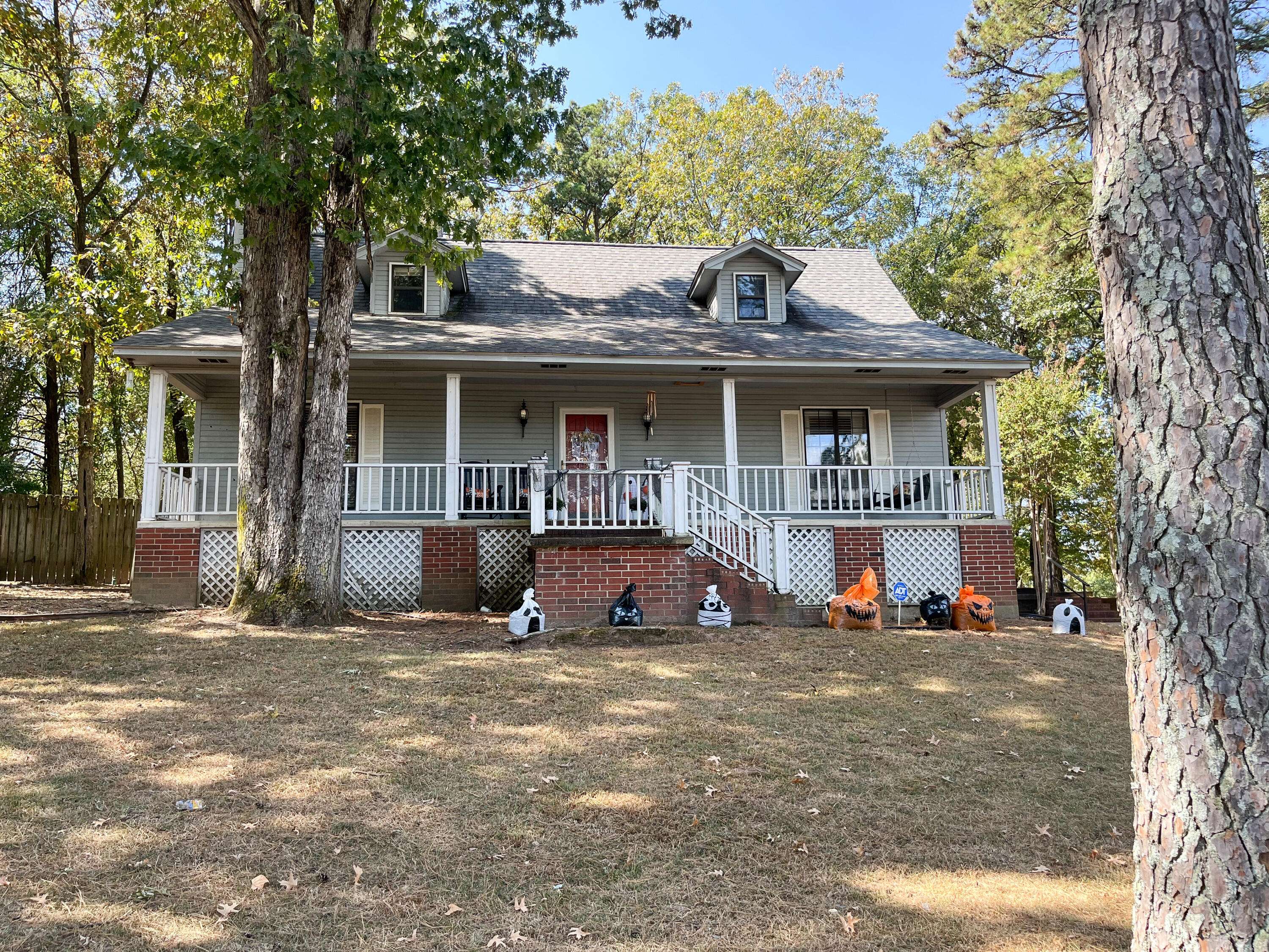 Russellville, AR 72802,1619 Hilltop Drive