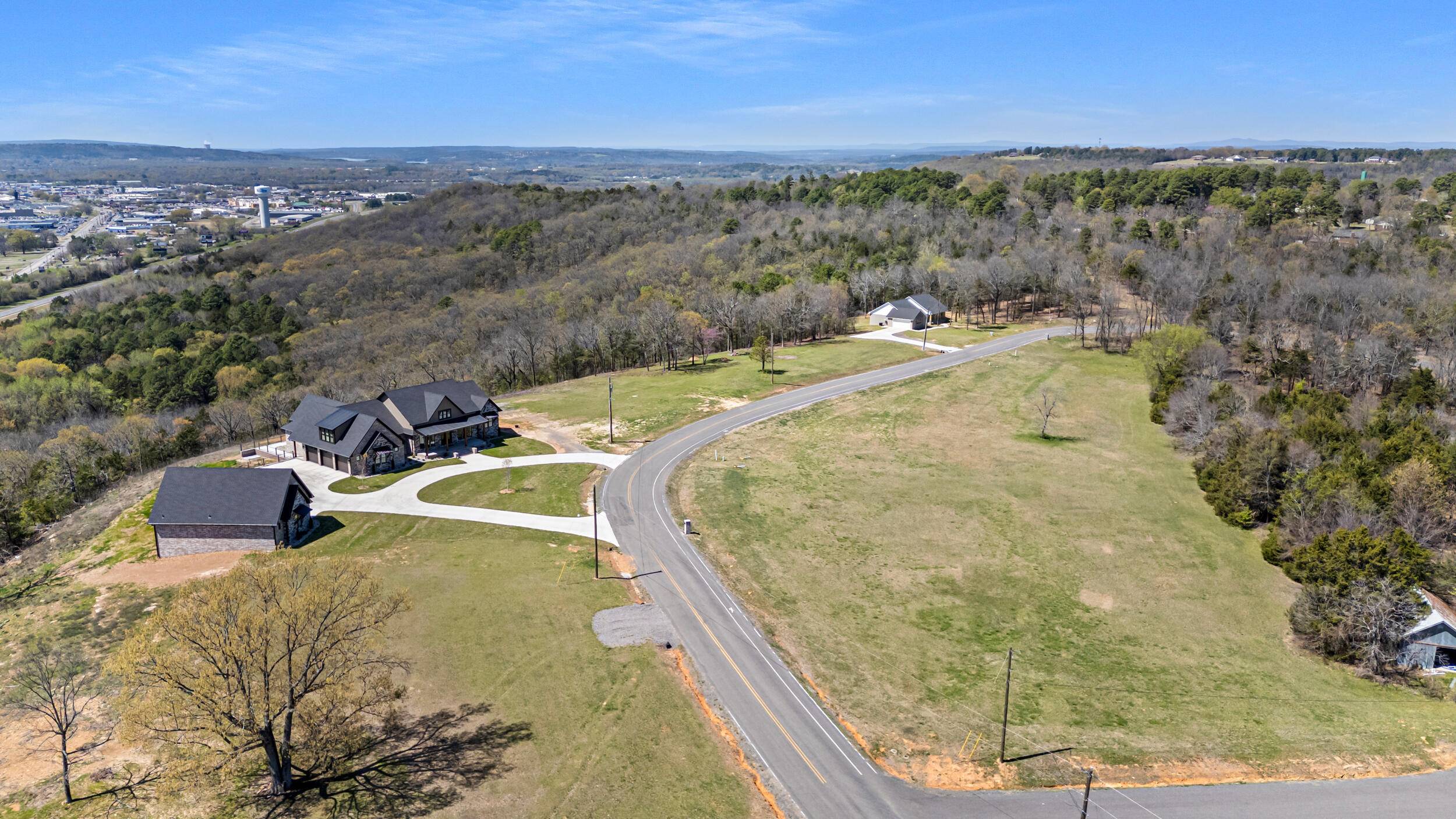 Russellville, AR 72802,324 Apple Lane