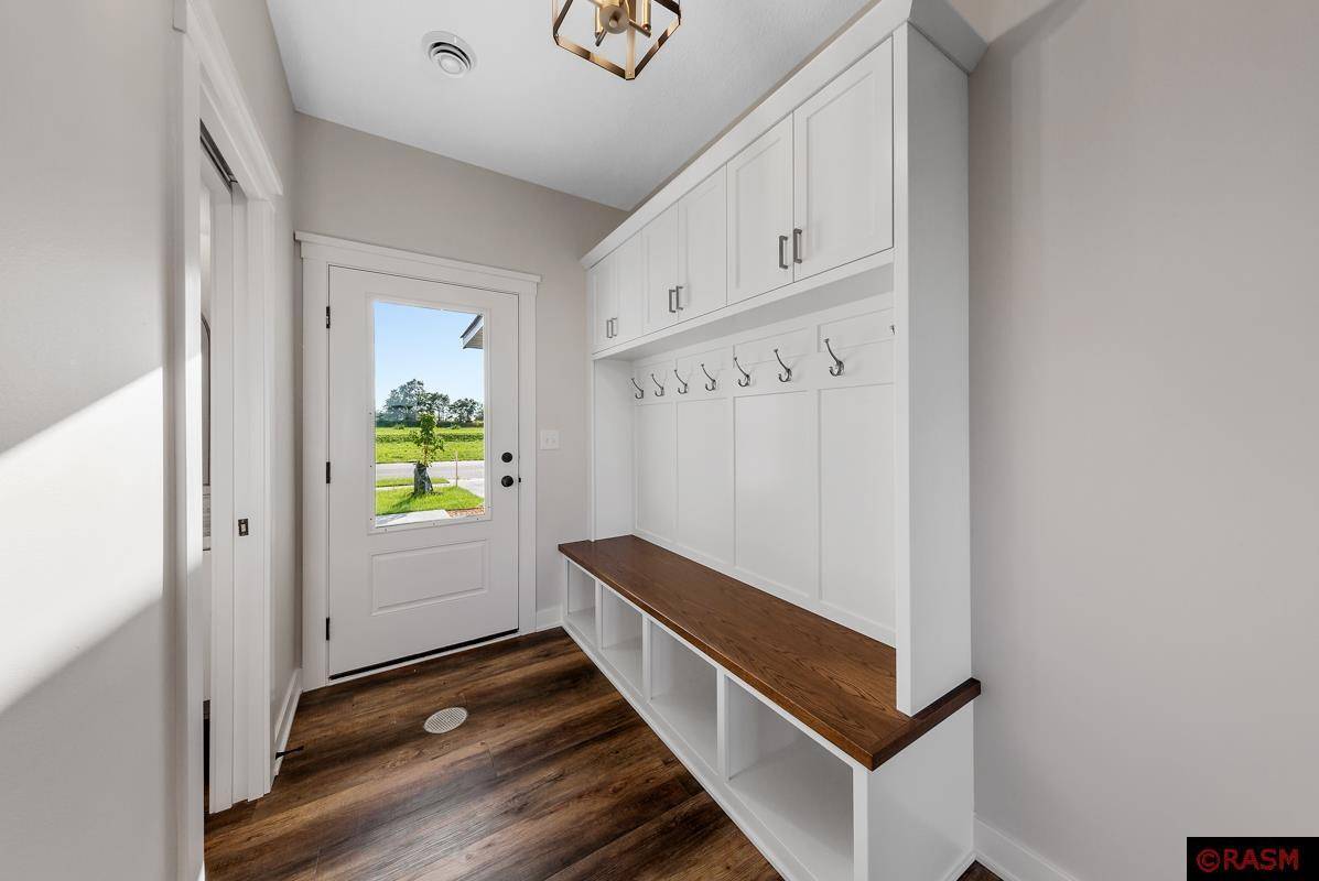 Belle Plaine, MN 56011,819 Viburnum Street