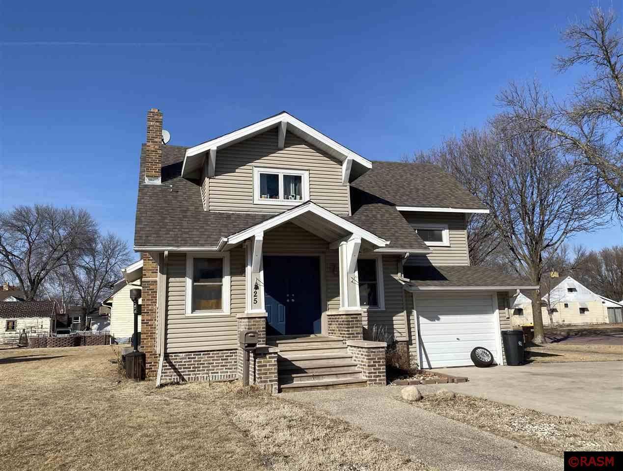 St. James, MN 56081,425 9th Avenue South