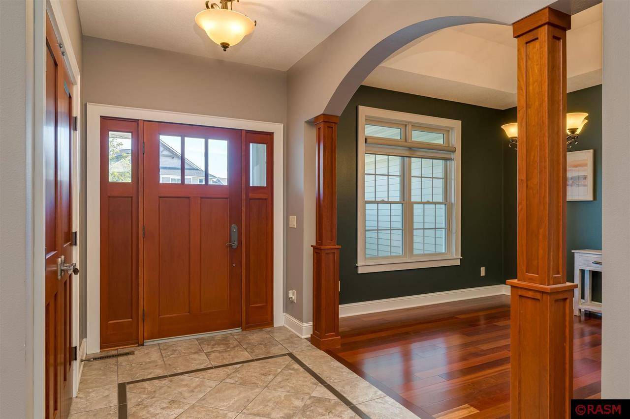 Mankato, MN 56001,121 Hidden Oaks Circle