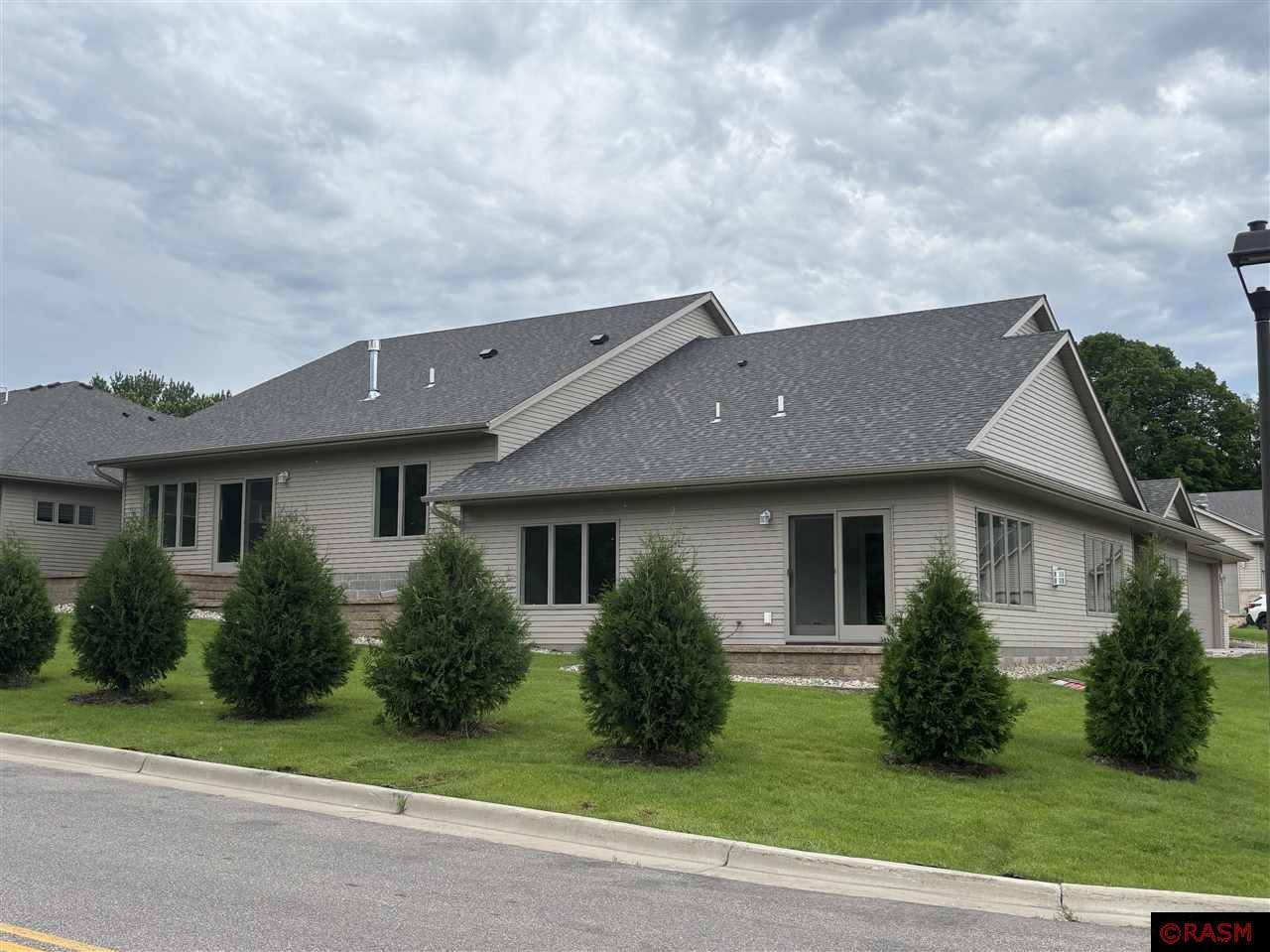 Mankato, MN 56001,213 Parkway Place