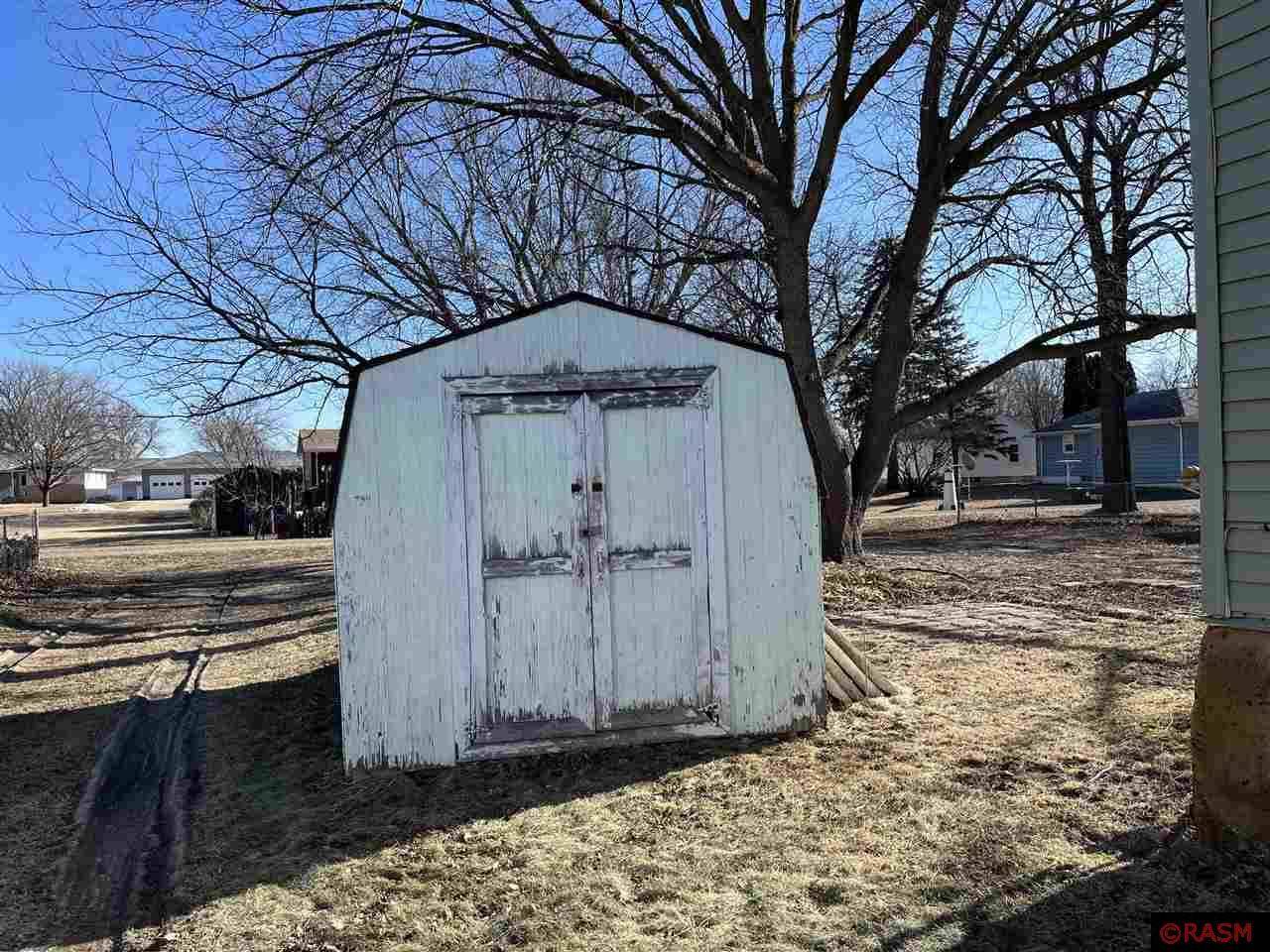 St. James, MN 56081,1012 Armstrong Blvd North