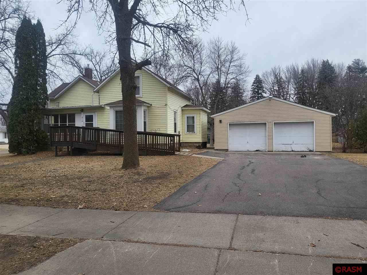 Janesville, MN 56048,214 W Grove Street