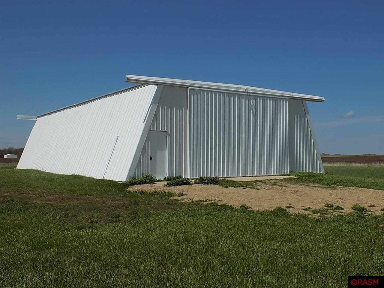 Hanska, MN 56041,000 Hwy 15