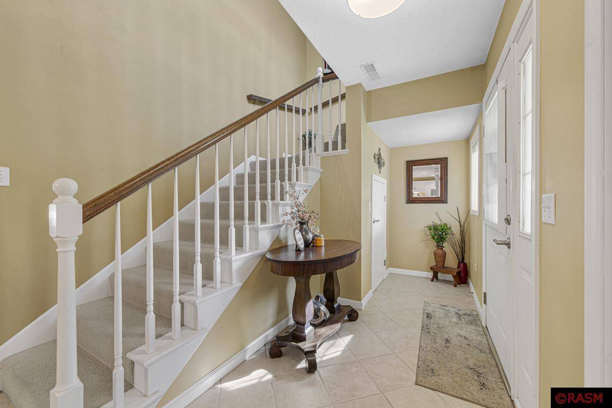 North Mankato, MN 56003,19 Pleasant View Trail