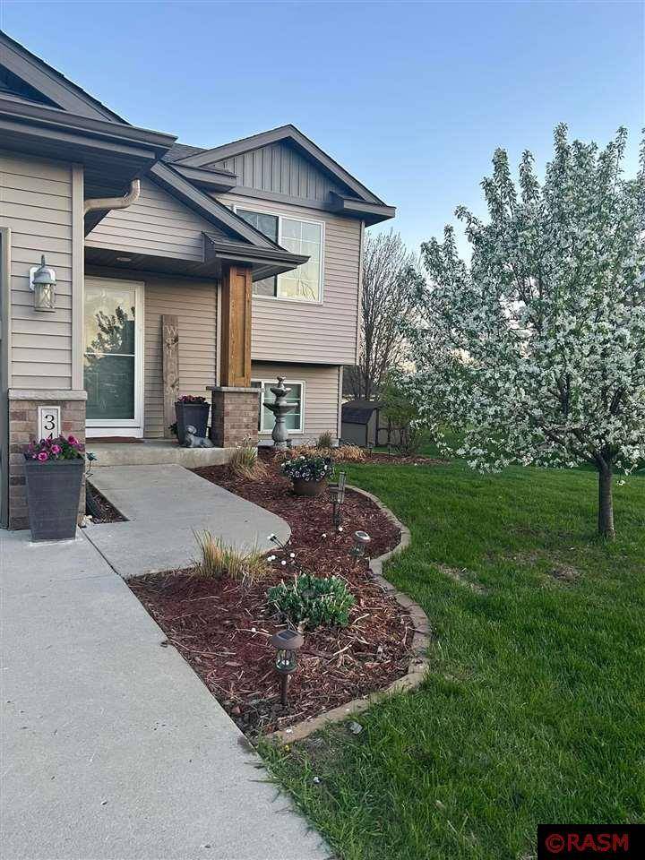 Le Center, MN 56057,345 Horizon Drive