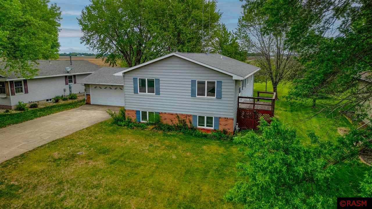 Truman, MN 56088,226 E 7th Avenue