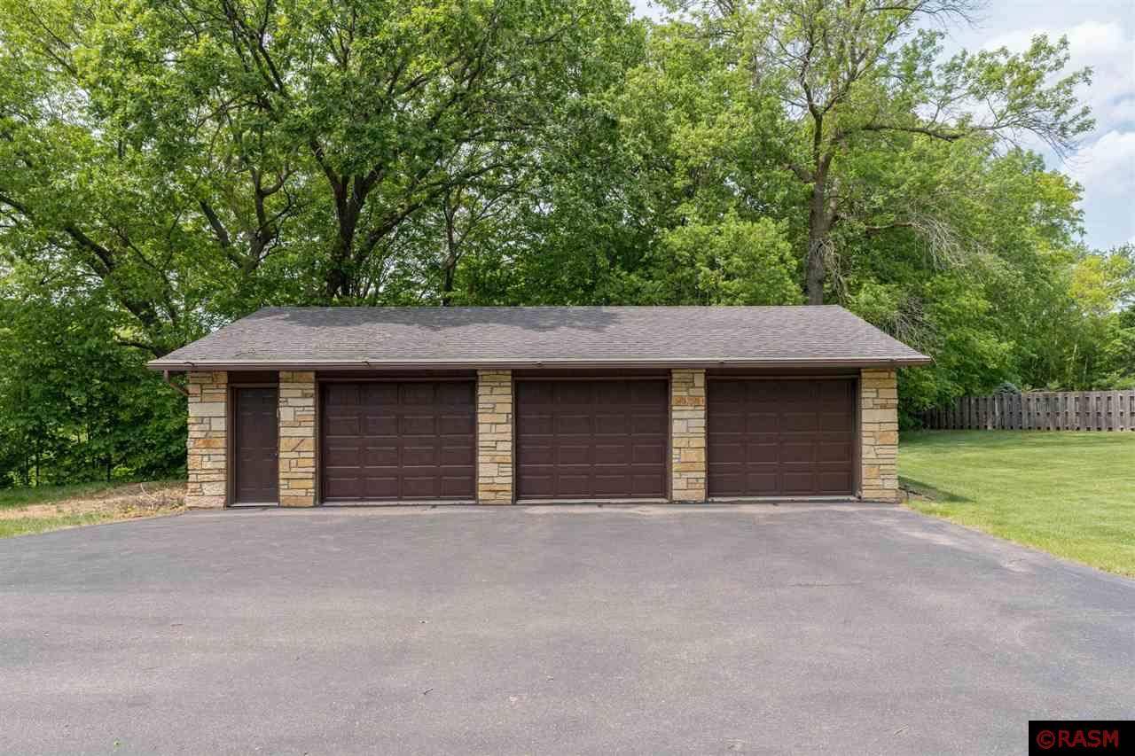 North Mankato, MN 56063,23 Holiday Court