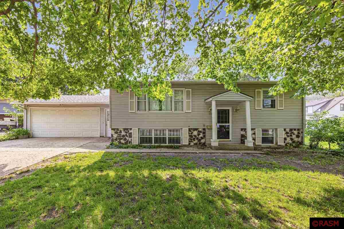 Owatonna, MN 55060,116 Selby Avenue