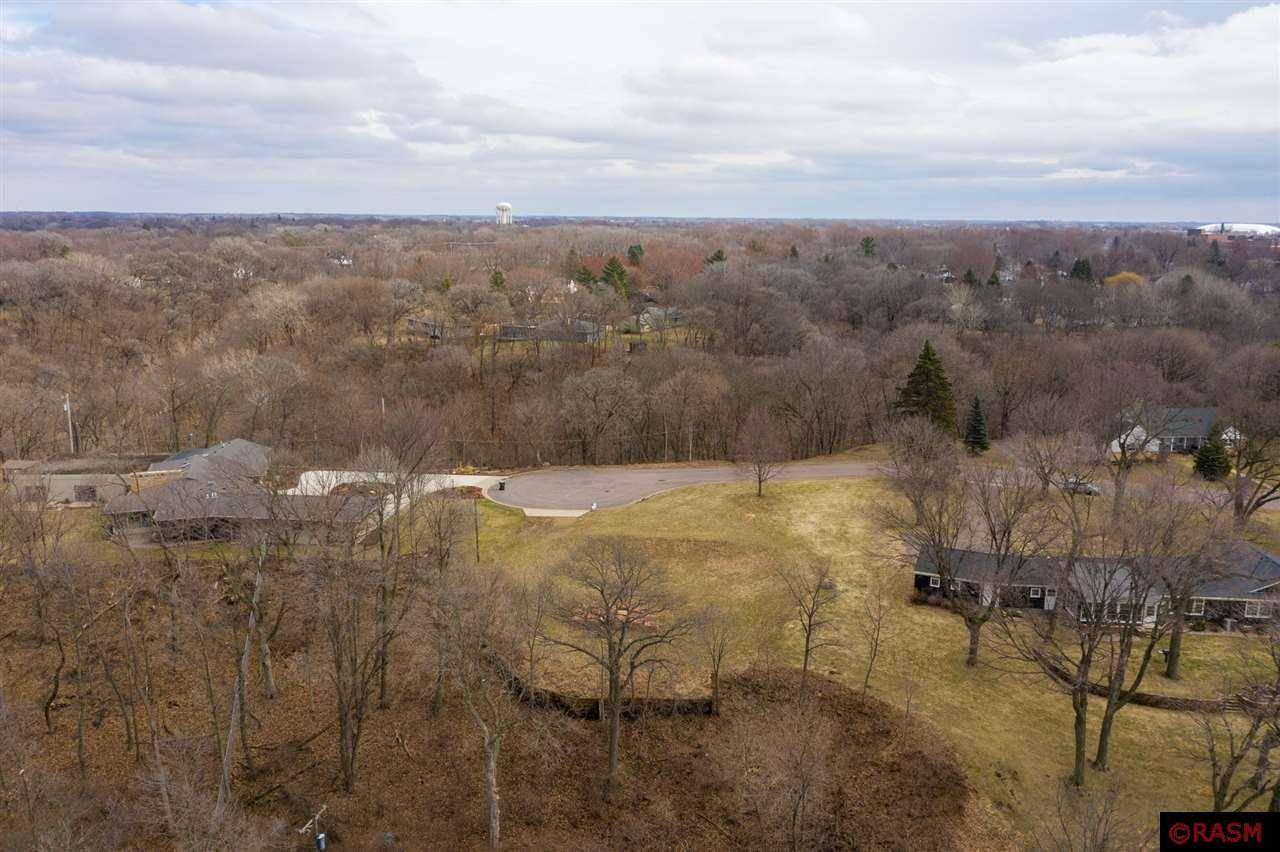 Mankato, MN 56001,26 Sumner Hills Road