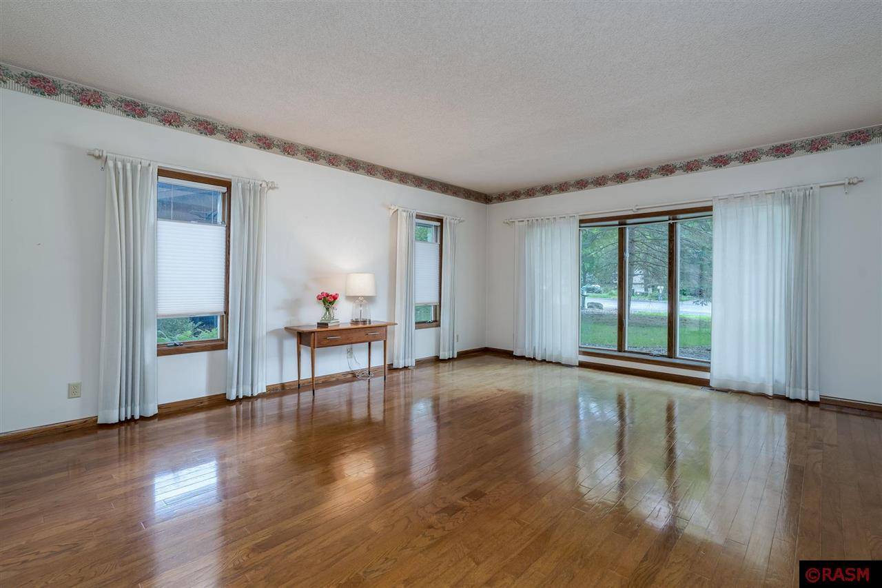 North Mankato, MN 56003,1577 Sherwood Drive