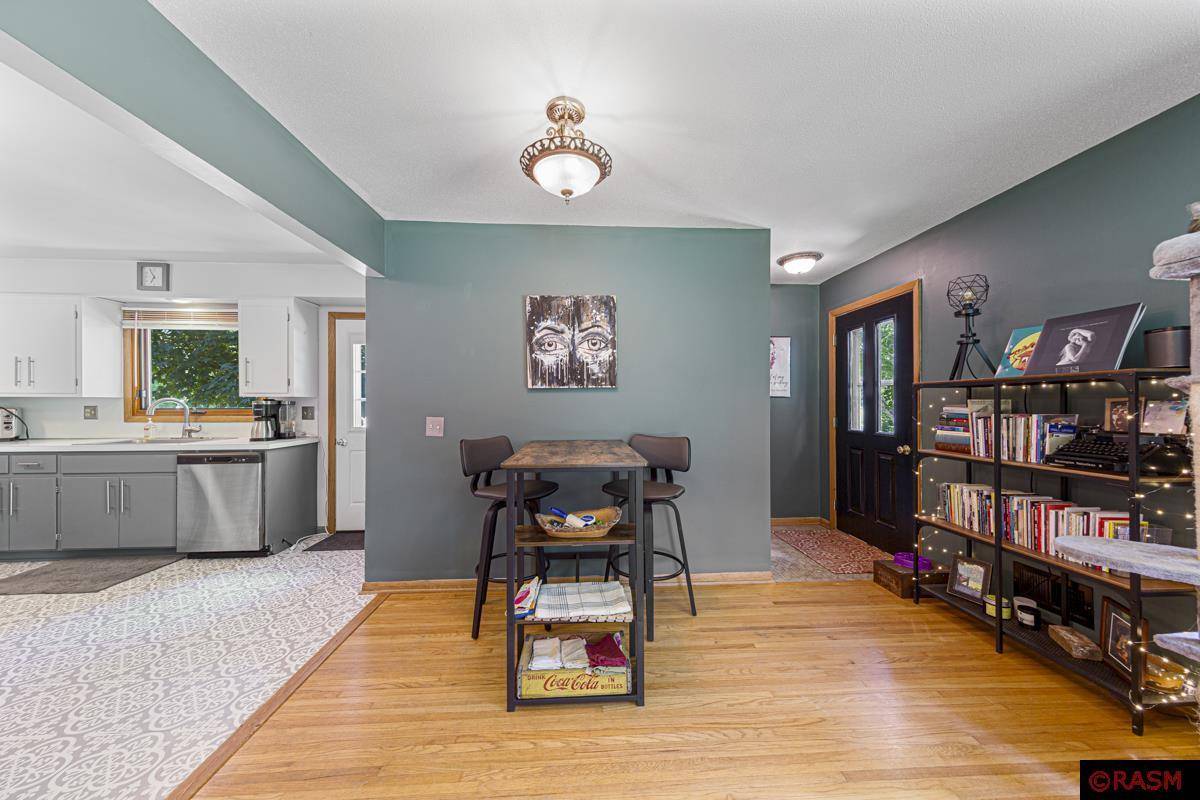 Henderson, MN 56044,303 S 6th Street