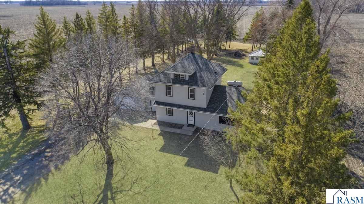 Le Center, MN 56057,36530 251st Avenue