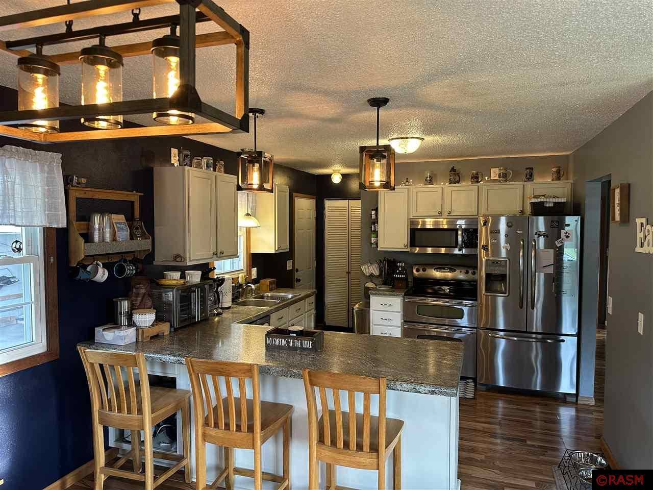 Janesville, MN 56048,607 W Allyn Street