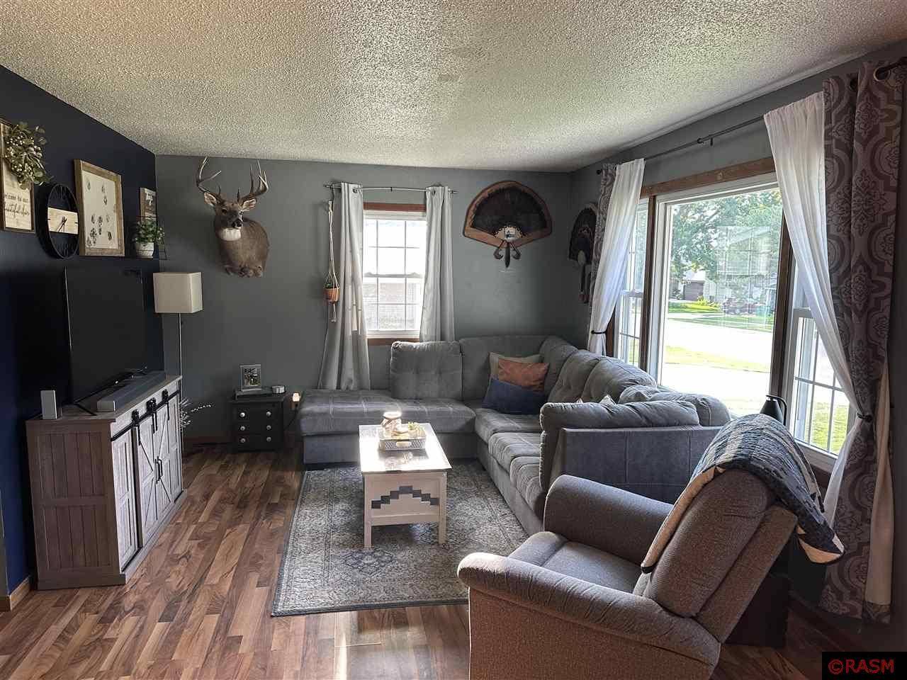 Janesville, MN 56048,607 W Allyn Street