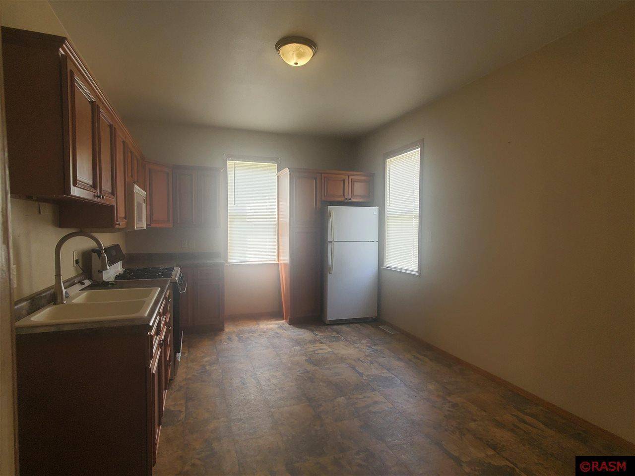 New Ulm, MN 56073,623 N Broadway