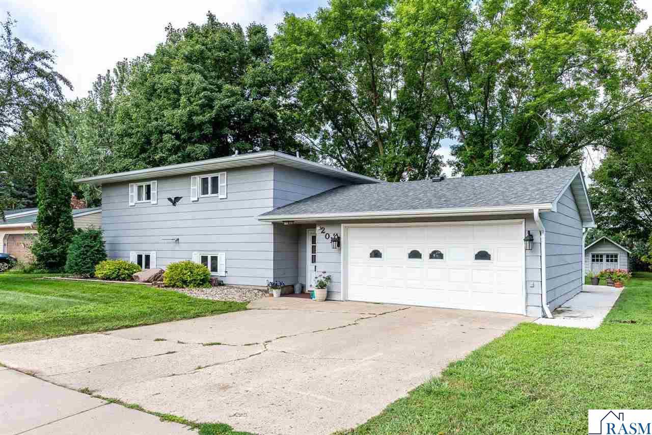 Vernon Center, MN 56090,201 N Park Avenue