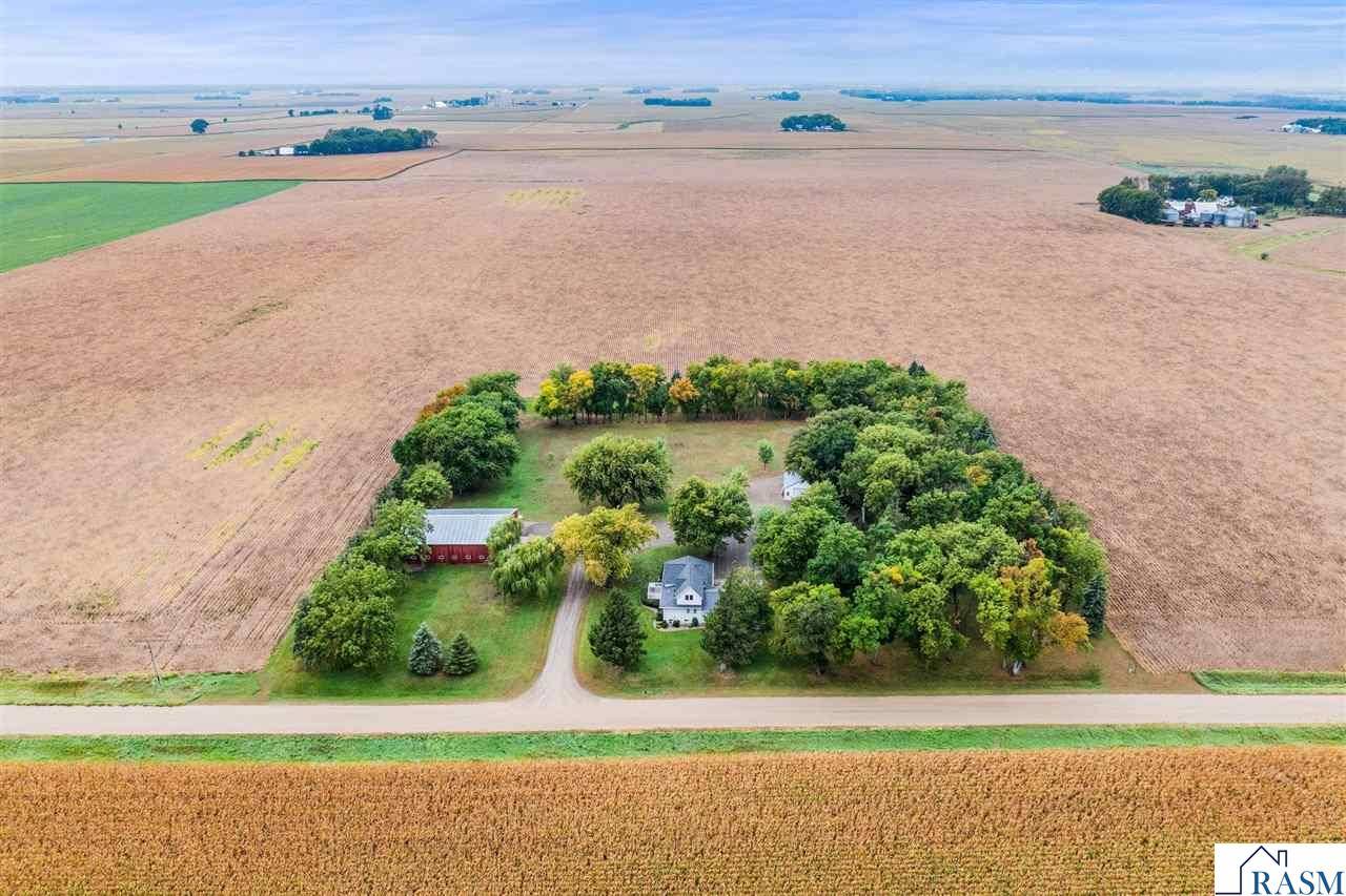 Blue Earth, MN 56013,8667 450TH Avenue